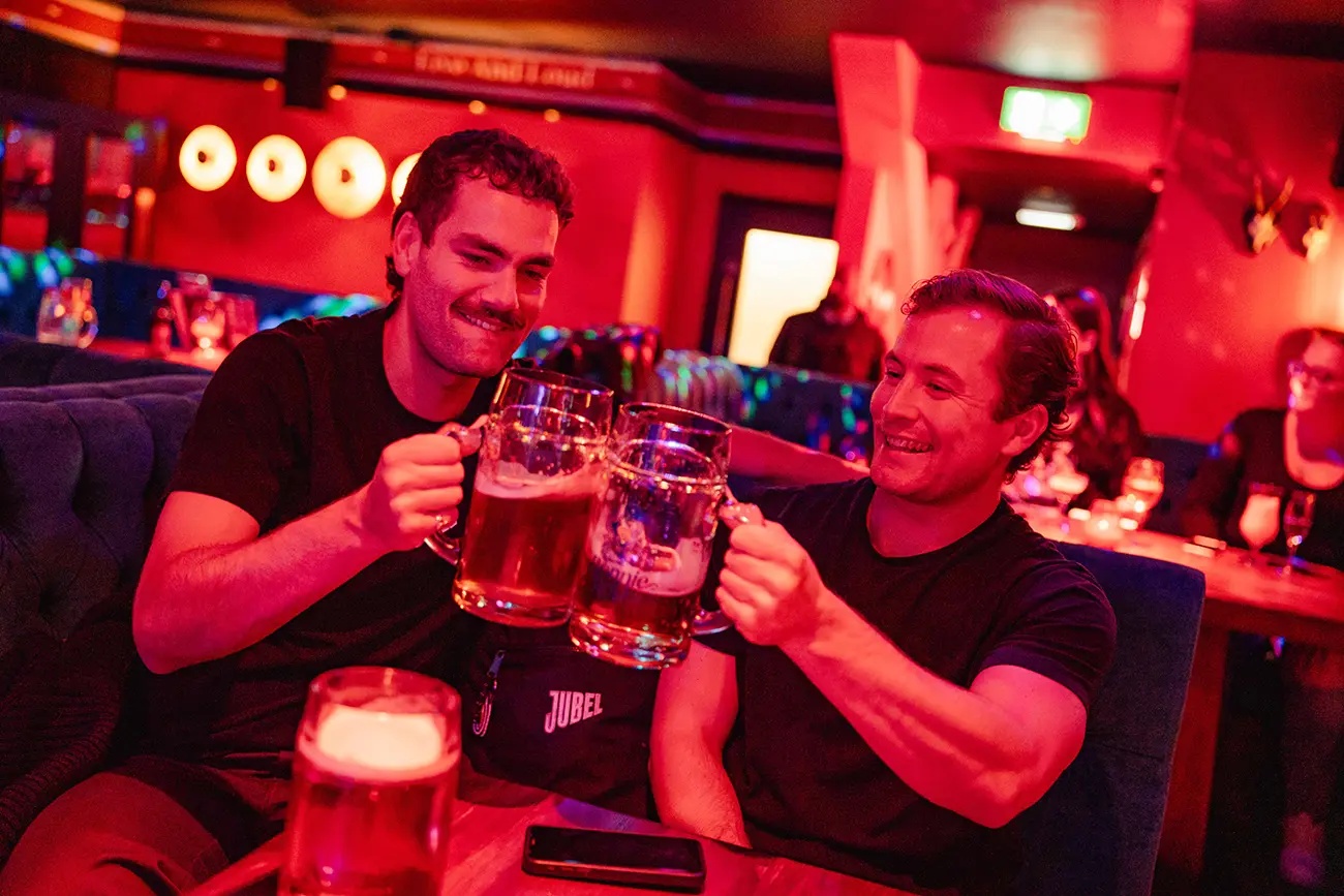 Happy Hour drinks at this bar in Cardiff with Beer, Cocktails and Wine