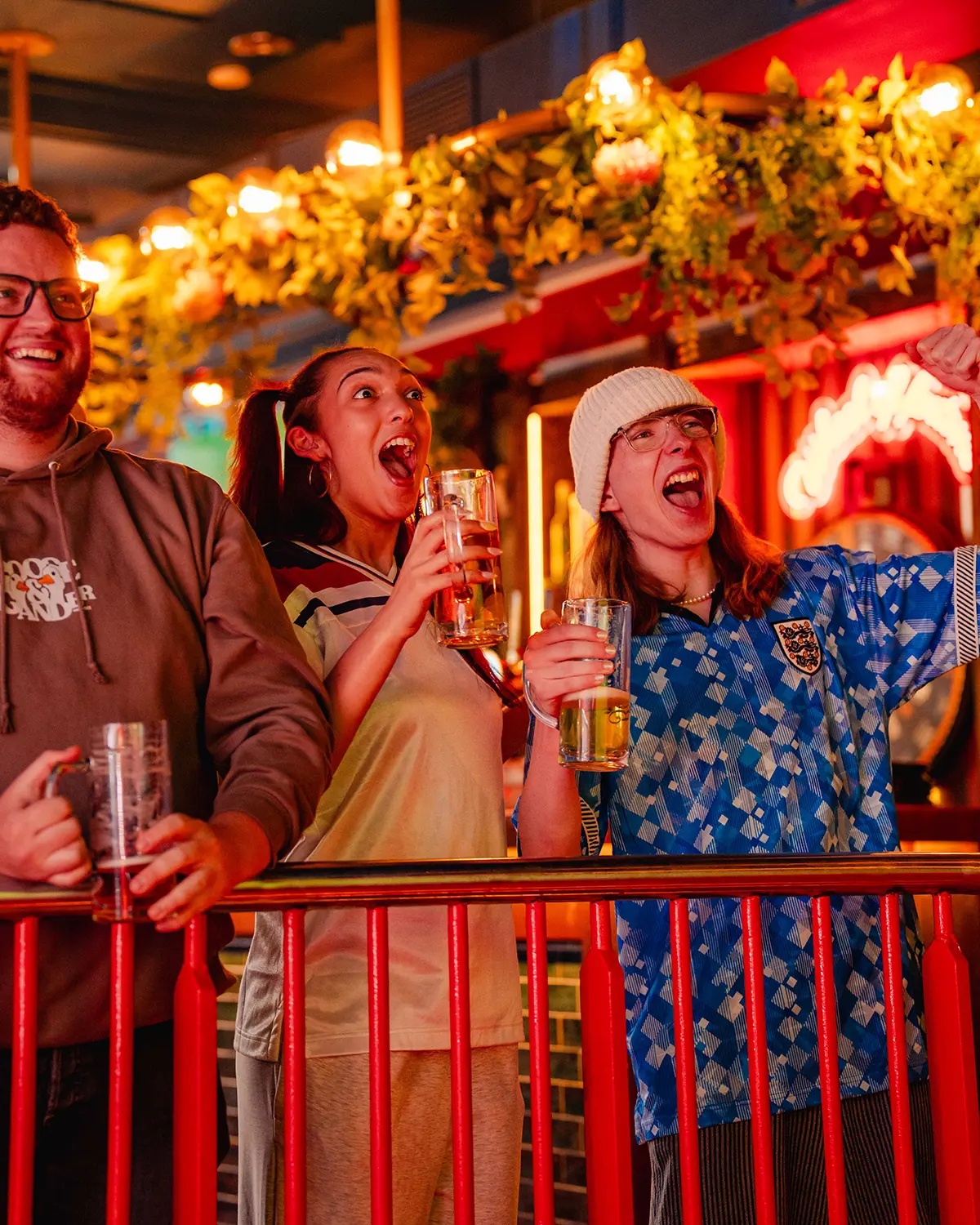 World Cup atmosphere at Bonnie Rogues Swansea
