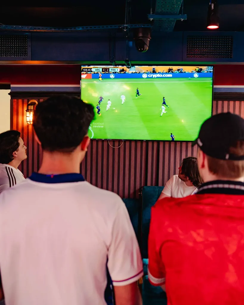 Big screens and projectors for major World Cup matches at Bonnie Rogues Pub Kingston